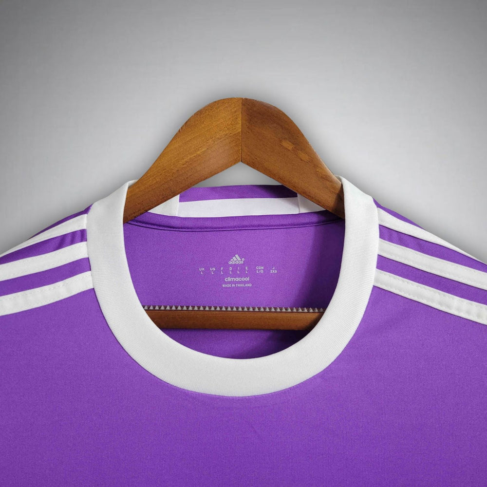 Real Madrid 16/17 Retro Away Long Sleeve Shirt