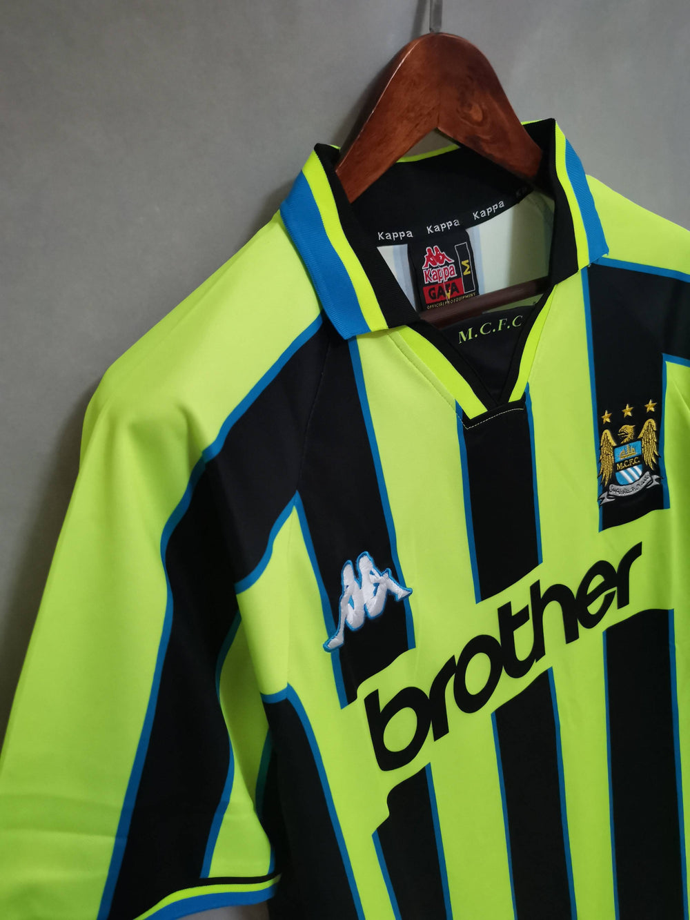1998/1999 Manchester City Retro Away Shirt